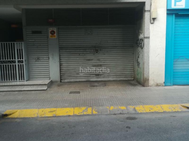 Foto 3bb4117b-115b-4f01-b569-4e3cd0c8de86. Alquiler parking coche en calle sant carles 67 plaza de coche en alquiler en Santa Coloma de Gramenet