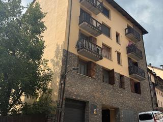 Duplex in Cami dels horts 10. Piso atico duplex de 106 m2 con 2 plazas de parking y piscina co