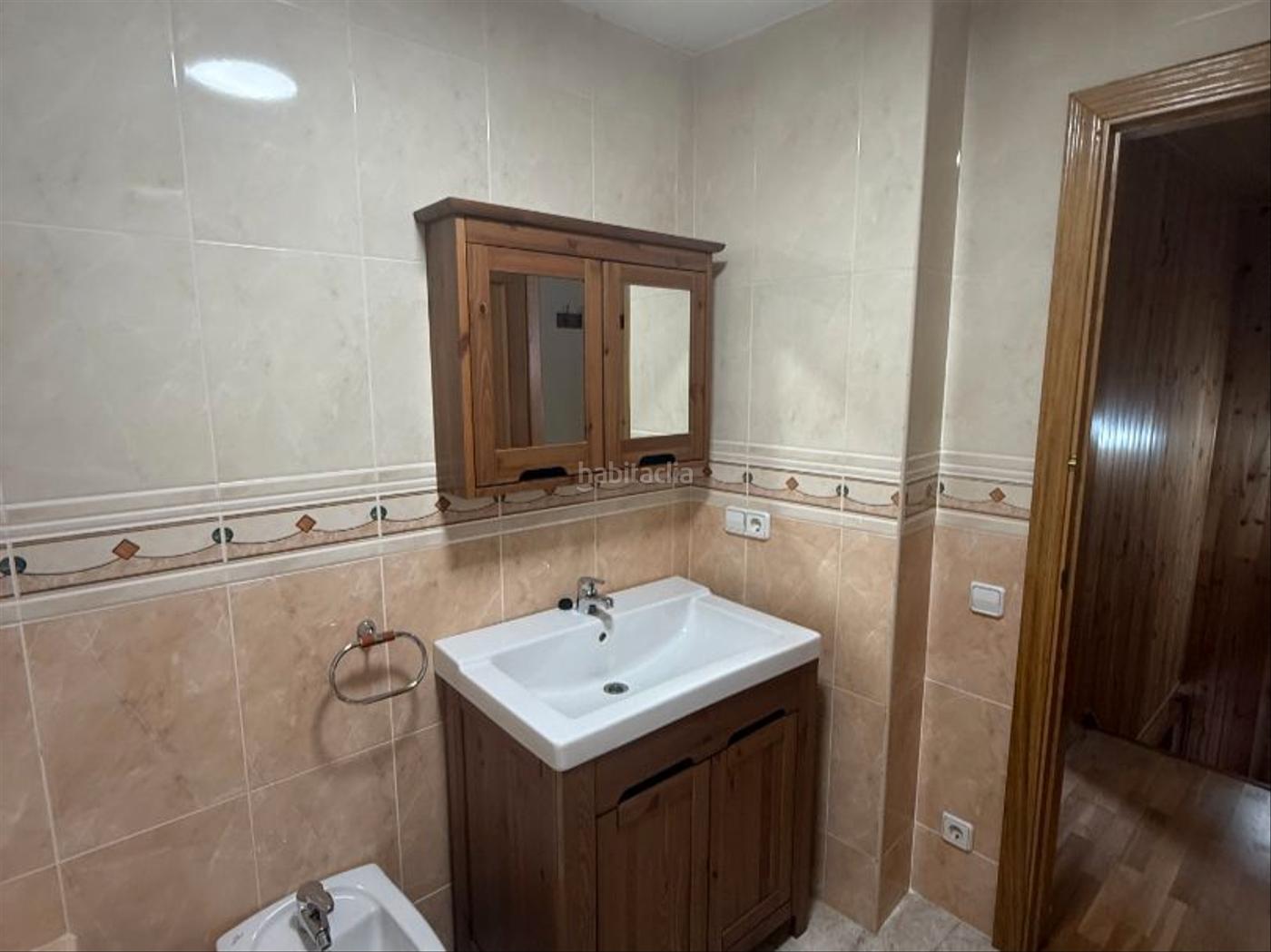 PISO ATICO DUPLEX DE 106 M2 CON 2 PLAZAS DE PARKING Y PISCINA CO Sort