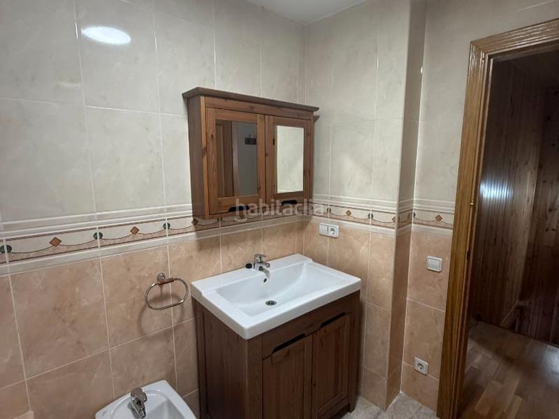 Foto 0b51e8b6-78ad-47fd-8739-860a5001cf7c. Dúplex en cami dels horts 10 piso atico duplex de 106 m2 con 2 plazas de parking y piscina comunitaria en Sort