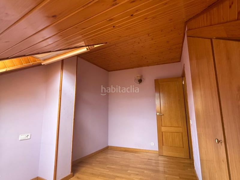 Foto 74d18602-9ce8-4ac3-9a54-1fdc0fb58287. Dúplex en cami dels horts 10 piso atico duplex de 106 m2 con 2 plazas de parking y piscina comunitaria en Sort