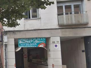 Miete Motorradparkplatz in La riera 69. Alquiler de plaza de moto en mataró centro (calle la riera). al