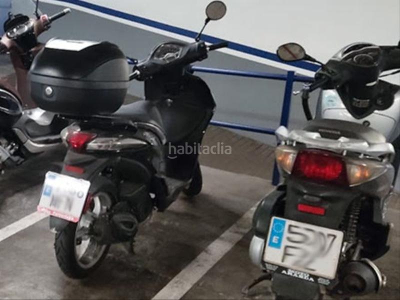 Foto fe4d8ef7-ebba-46a1-ab84-56aac17ee235. Lloguer aparcament de moto a la riera 69 a Centre Mataró