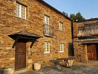 Masia a Lugar vileimil-pq vilaboa 6. Magnífica casa tradicional de piedra de principios del siglo xx