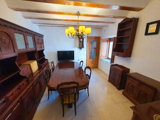 Location Appartement à Calle de la cruz 25. Se alquila piso amueblado en chinchilla.