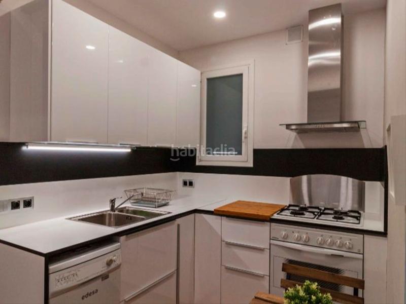 Foto 42a03e37-cf1a-4a7b-a6a1-2c723dd05b7c. Alquiler piso en diputació 443 *alquiler de temporada con disponiblidad inmediata* en Barcelona
