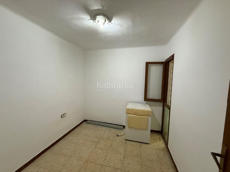 Foto d43b4678-5d57-4b0b-a079-2b0cccfcfc15. Piso en av santa coloma 30 piso en avenida principal, amplio y luminoso en Santa Coloma de Gramenet