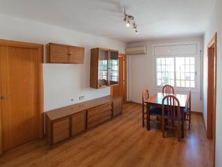 Location Appartement à Carrer de l'estrella 22. Piso muy luminoso en barrio sant josep - hospitalet centro