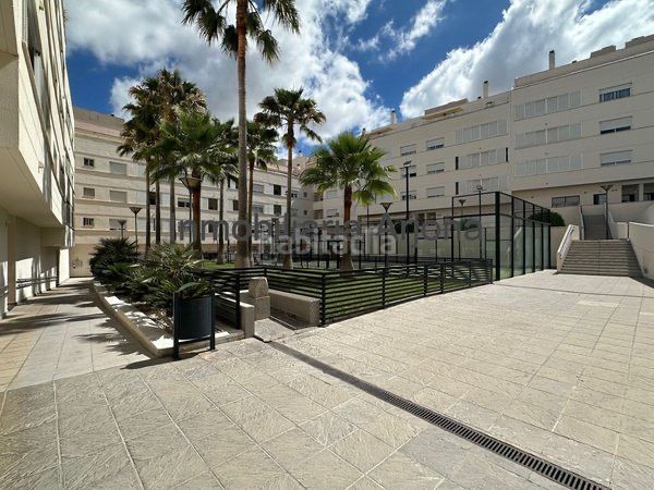 Foto 7c917a8a-a37b-4e9e-bf3e-52aeb6ec5a39. Alquiler piso en avenida de luis alberto de cuenca 70 se alquila vivienda de lujo con parking en Lucena
