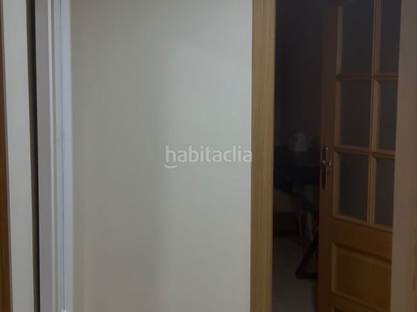 Foto dc73d59b-31ec-4516-9cb4-0a647305b70e. Alquiler piso en avenida de luis alberto de cuenca 70 se alquila vivienda de lujo con parking en Lucena