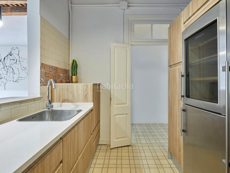 Foto bd064a0d-3340-4a58-8e43-55f6f9db2175. Piso en carrer nou 30 un hogar con alma en el corazón en Vic