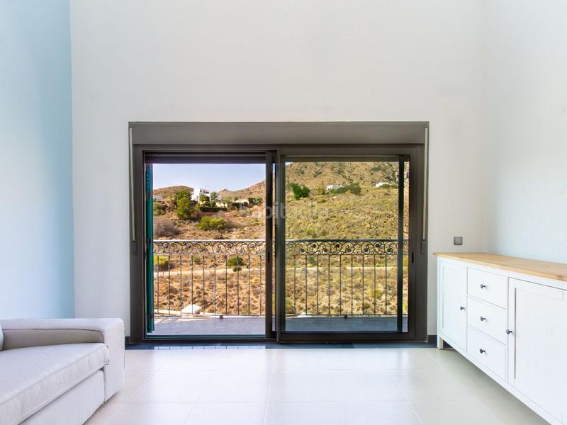 Foto fb108ace-5c0c-472f-8717-54b37a0cb1af. Chalet en calle ballestrinque 1c chalet independiente con gran jardín y vistas únicas al parque natural cabo de gata en Níjar