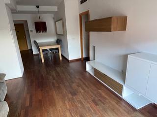Location Attique à Carrer de la indústria 2. Prevcioso ático duplex