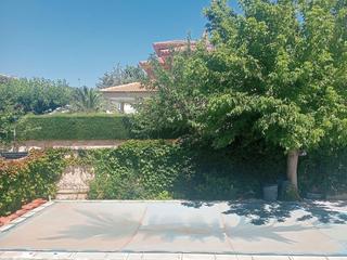 Casa aparellada a Plaza de la entrada 1. Casa pareada en ciudad jardín-entrecaminos