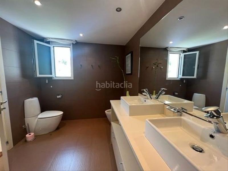 Foto f5c70fea-6ec4-41bb-83b4-1eac54885881. Chalet en calle comtes de darnius 1 chalet independiente en Vallromanes