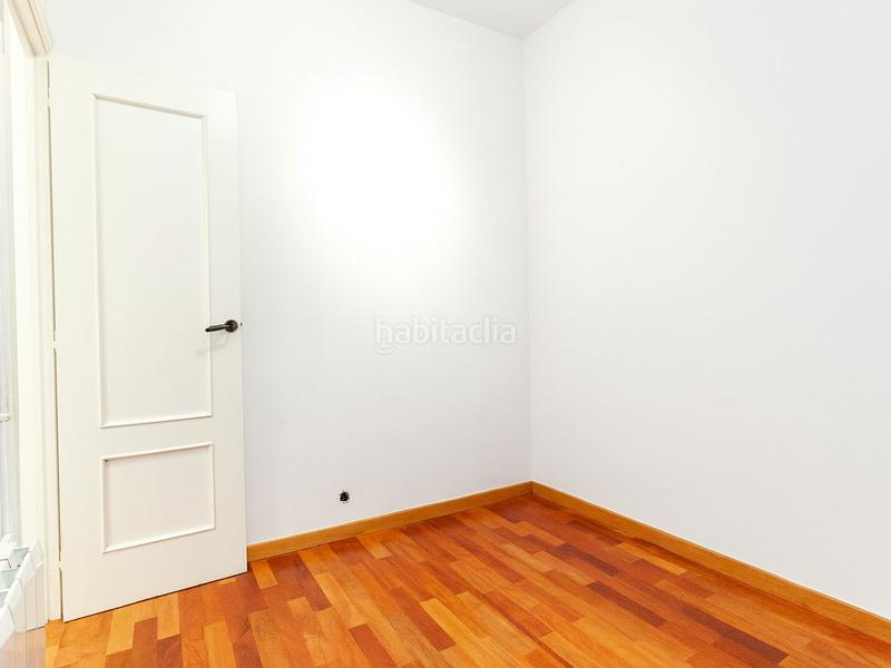 Foto 9357b4b8-e8e2-466b-9edf-72fc4dfab751. Piso en calabria 127 piso en venta en calle de calàbria en Barcelona