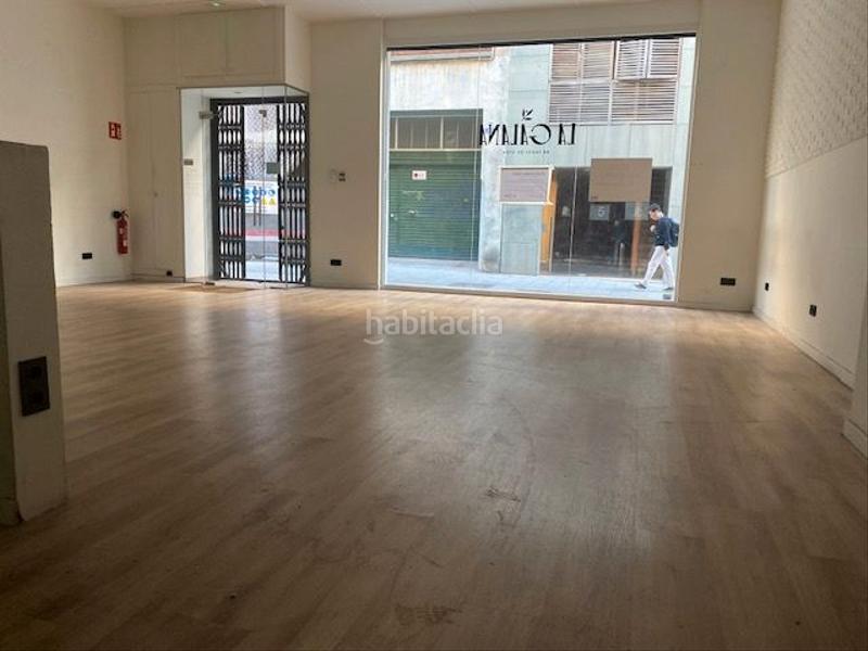 Foto 9f721ab1-66b1-40d6-9b14-f34ce04db39d. Location local commercial dans carrer del sol 6 dans Sabadell