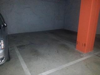 Alquiler Parking coche en Carrer de la indústria 320. Accesible y cerca de metro