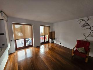 Alquiler Loft en Passatge xile 12. Loft en preciosa calle de maternitat/les corts