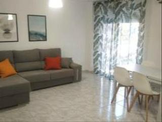Rent Flat in C. pintor maella 5. Alquiler piso amueblado ascensor valencia