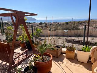 Casa aparellada a Isla de la bahía 30. Casa con vistas a la bahía