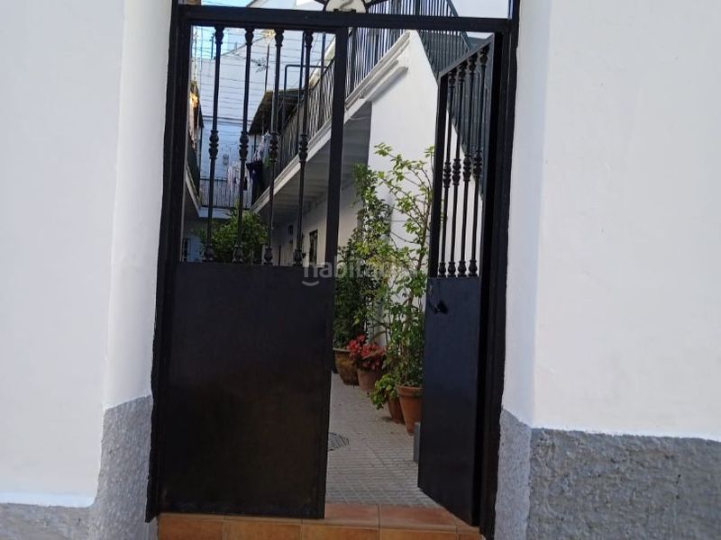 Foto 58a5044c-5de8-45b8-bd9e-c3619d2f9980. Rent apartment in calle calzada de san vicente 2 in Alcalá de los Gazules
