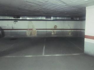 Lloguer Aparcament cotxe a Riera basté 22. Plaza de parking doble en alquiler