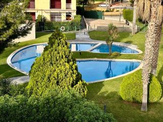 Apartamento en Urbanització solemio 1. Gran terraza de 70 m² con vistas al mar y montaña, a 600 m de la