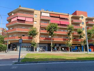 Pis a Carrer de la torrassa 15. Hogar de 2 habitaciones en san juan bautista: un hogar optimizad