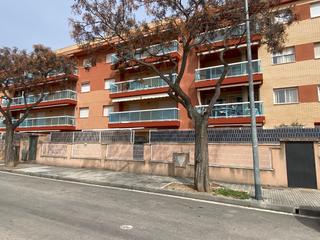 Affitto Piccolo appartamento in Llobregat  15. Piso de en el esquirol cerca de la playa
