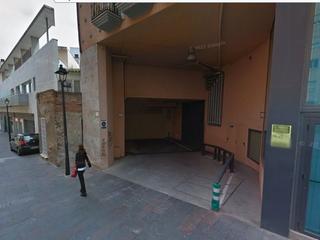 Miete Autoparkplatz  Carrer de sant antoni 5. Plaza de parking para coche grande