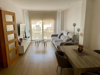 Appartement à Maduixes 13. Pis reformat al centre del poble per entrar a viure