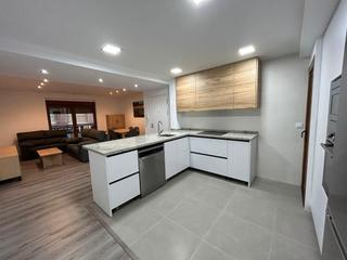 Location Appartement à Avenida alcudia 46. Fantastisco piso amueblado en alquiler en benissa pueblo con 3 h