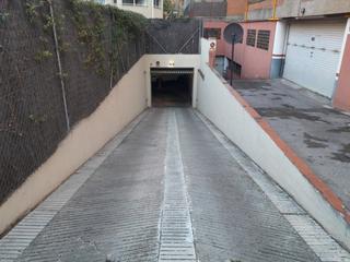 Lloguer Aparcament cotxe a Domenech 3. Plaza situada a pocos metros de la estación
