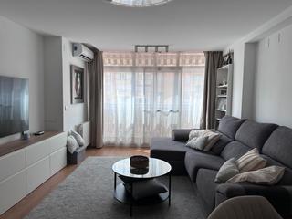 Appartement à Av. de blasco ibáñez 119. Vivienda con reforma integral en blasco ibañez