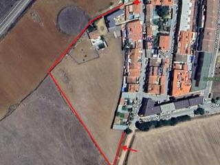 Wohngrundstück in Belén 54. Terreno urbano en zafra – ideal para inversión o desarrollo resi