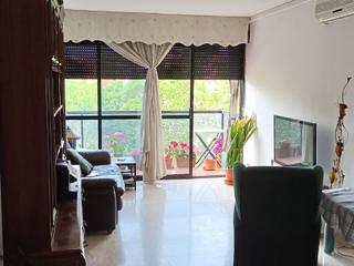Pis a Clota 12. Vendo piso en serraparera con plaza de parquing