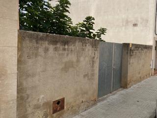 Terreny residencial a Passeig sant llorenç 31. Solar urbà al centre del poble (maçanet de la selva)