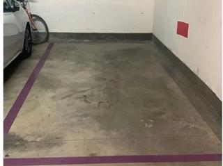 Autoparkplatz in Carrer de pius xi 11. Plaza de parking en venta