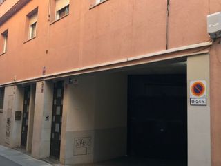 Lloguer Aparcament cotxe a Carrer del tenor masini 10. C.tenor masini,10 / c.torrent de can mantega,3-5