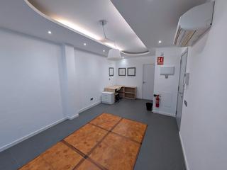 Location Bureau à Jaume cantarer 3. Oficina luminosa 35 m² con baño propio - ideal psicología,consul