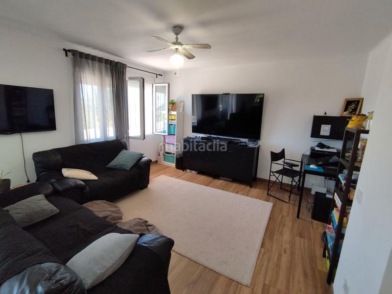 Foto 9495feae-14df-4594-86b6-7998ec25d6fb. Chalet en calle forcall 16 chalet dos casas en venta en Campello (el)