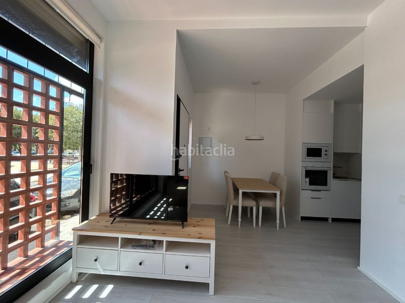 Foto 6bbeedb4-0c3f-4e55-a0a1-82b77ece305d. Rent apartment in mestre miguel buendia 6 in Moncada
