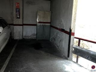 Car parking in Comte güell 56. Plaza de párking situada en les corts, barcelona (gran próximida