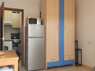 Location Studio à Carrer josep trueta 22d. &gt;&gt;alquiler estudio compacto 1 persona sils con muebles y e