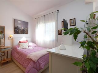 Chalet en Carrer del pi numero 61. Casa 4 vientos, esquinera con opción para 2 familias