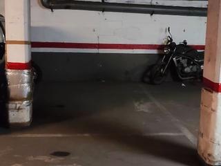 Alquiler Parking coche en Magnolies 12. Parking en alquiler