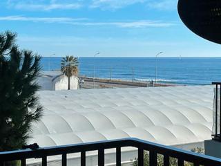 Lloguer Apartament a Carrer rafael de casanova 50. Loft de diseño en alquiler en premià de mar, a pie de playa