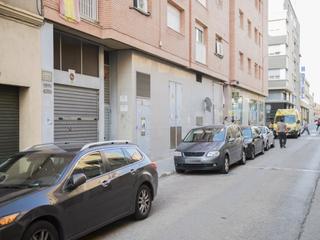 Miete Motorradparkplatz in Monterols 2. Guarda tu moto de forma segura !
