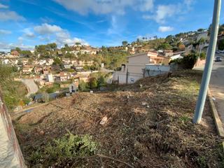Residential Plot in Wagner 37. Terreno vallirana parc 1040 m2, a dos calles (wagner y lourdes),